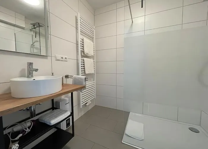 Lägenhet Gaestezimmer Im Weingut Kissel Gundheim